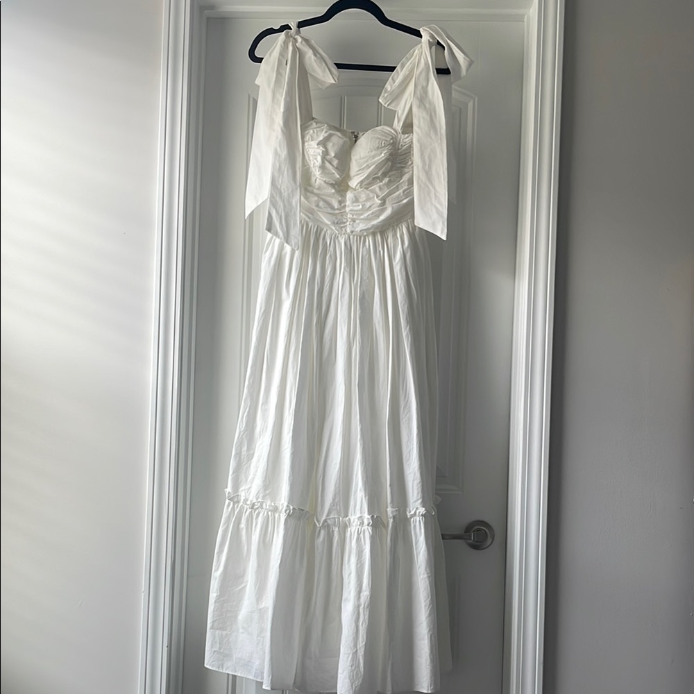 Elegant White Bow Strap Dress